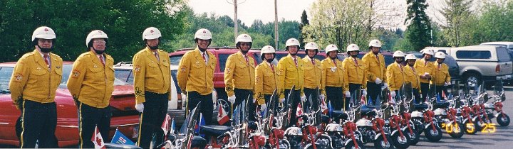 2001 01 St Albert Parade